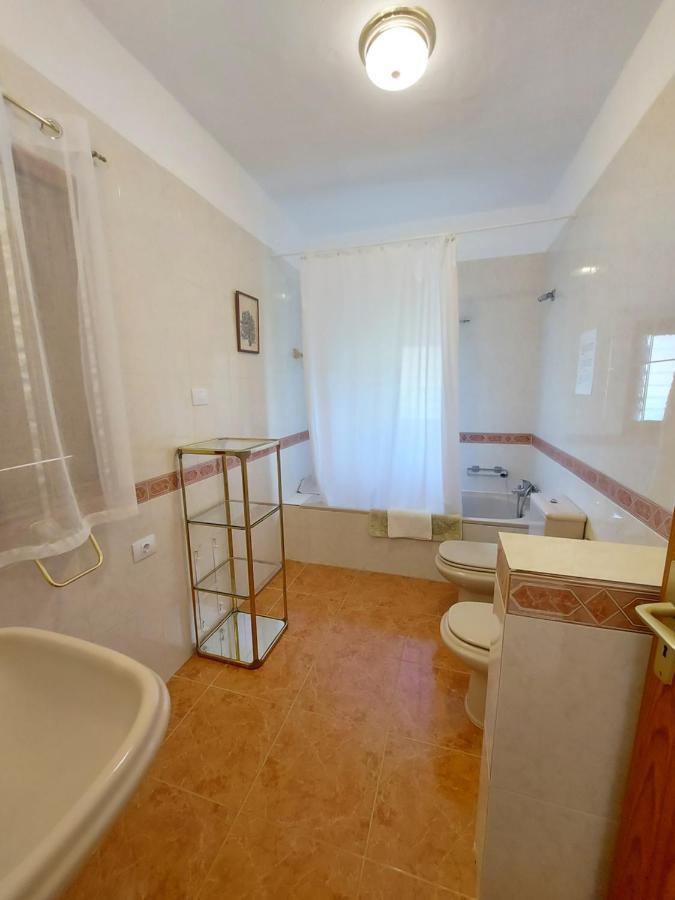 Villa Udilla Arona  Eksteriør bilde
